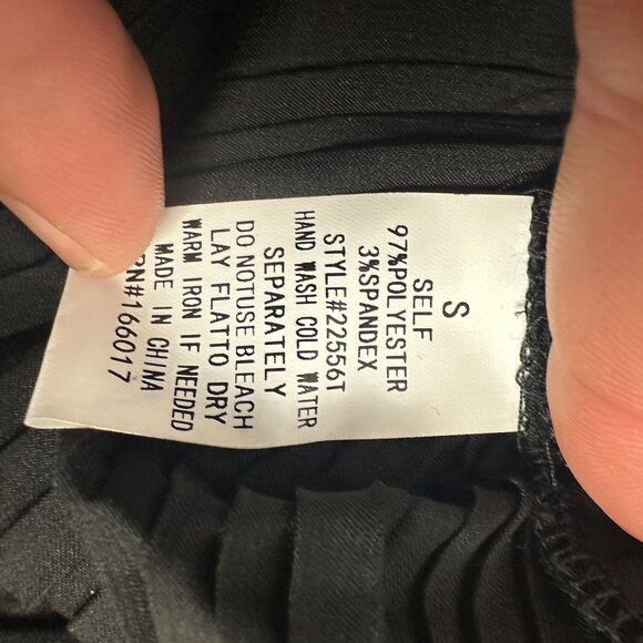 Blue b. Black Long Sleeve Pleated Top Rhinestone Drawstring Detail Size S - Picture 8 of 8